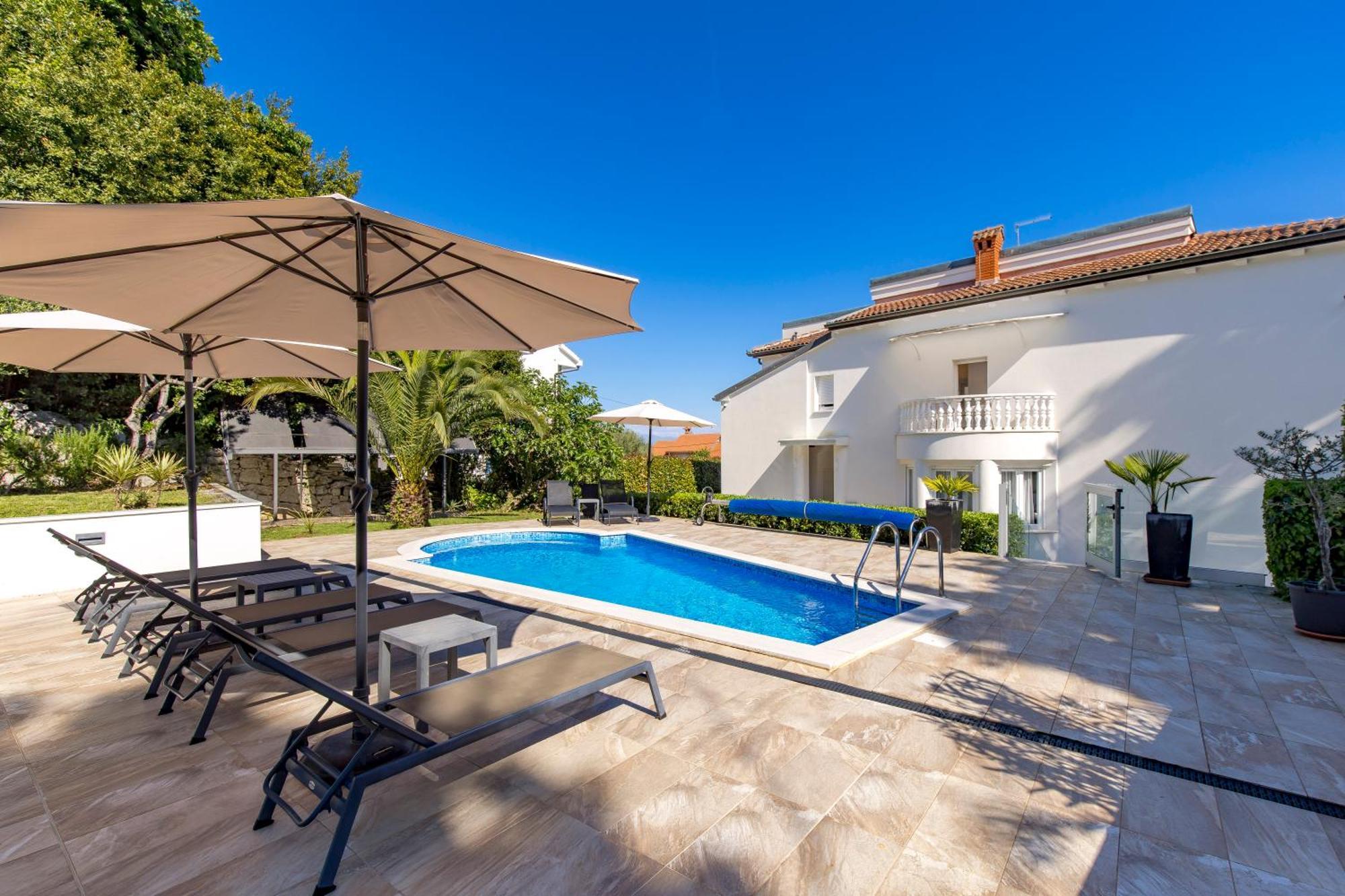Villa Garden Apartment With Pool אופטיה מראה חיצוני תמונה