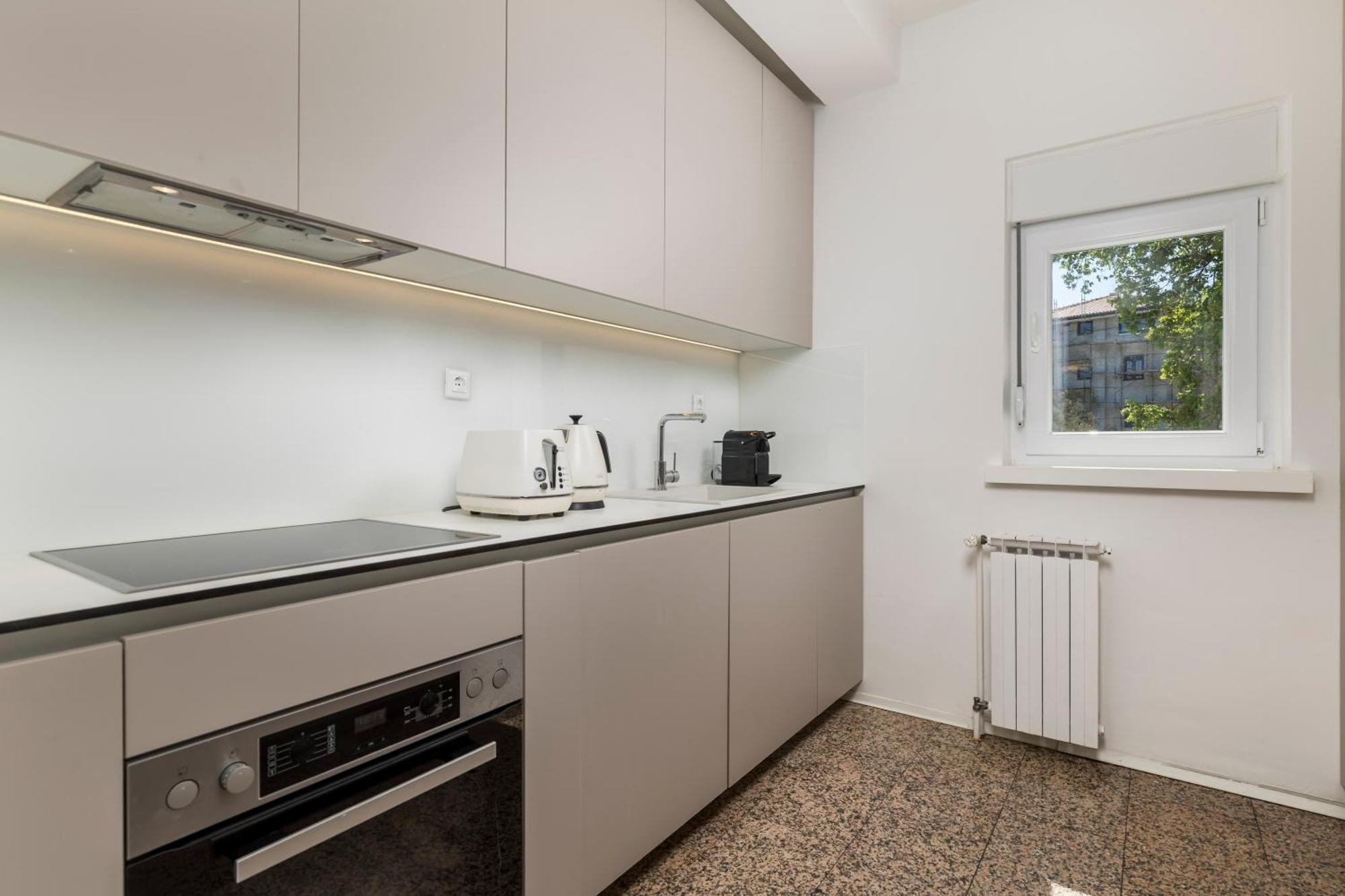 Villa Garden Apartment With Pool אופטיה מראה חיצוני תמונה